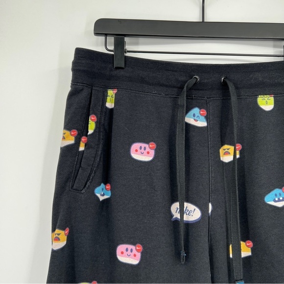 NIKE Sportswear AOP Moji Alumni Shorts  Black Emoji Air Max Loose Fit Men's - Picture 3 of 13